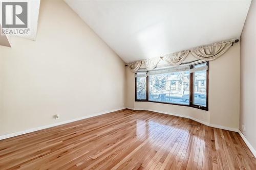 8007 Ranchview Drive Nw, Calgary, AB - Indoor Photo Showing Other Room