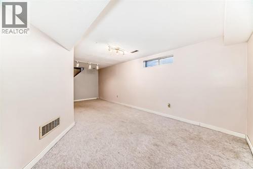 8007 Ranchview Drive Nw, Calgary, AB - Indoor Photo Showing Other Room