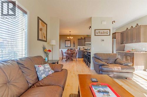 142 West Pointe Circle, Cochrane, AB - Indoor Photo Showing Living Room