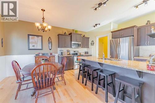 142 West Pointe Circle, Cochrane, AB - Indoor