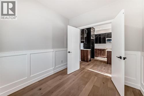 504 Heritage Boulevard, Cochrane, AB - Indoor Photo Showing Other Room
