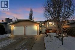 4 Blackstone Avenue  Lacombe, AB T4L 1P8
