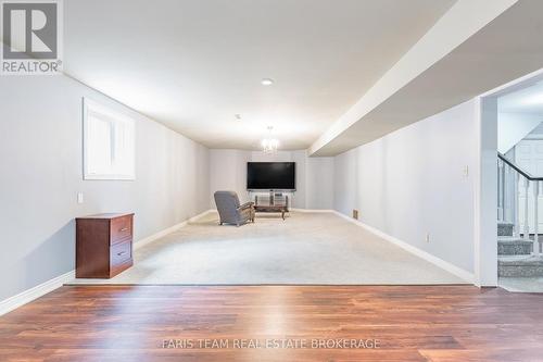 32 Cairns Boulevard, Springwater, ON - Indoor