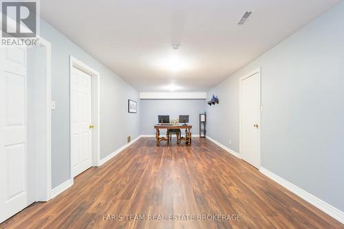 32 Cairns Boulevard, Springwater, ON - Indoor Photo Showing Other Room