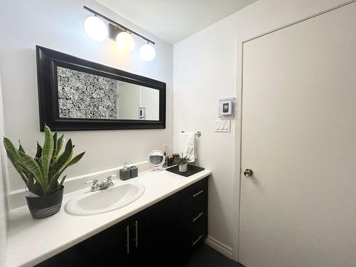 Salle de bains - 154 Rue Bernard, Magog, QC - Indoor Photo Showing Bathroom