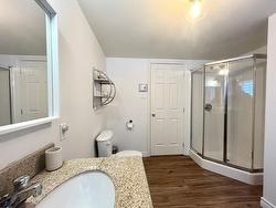 Ensuite bathroom - 