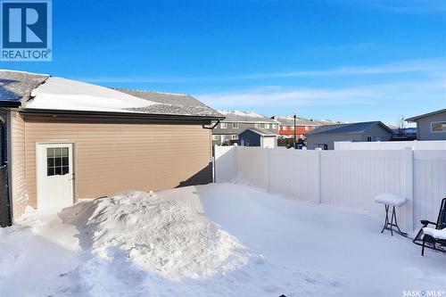 5302 Mitchinson Way, Regina, SK - Outdoor