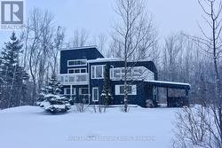 111 MARTIN GROVE  Blue Mountains, ON L9Y 0N5