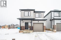 18 PINE WARBLER Street  Kitchener, ON N2P 0L6