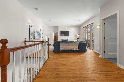 Hall d'entrée/Vestibule - 243 Rue Létourneau, Rigaud, QC - Indoor Photo Showing Other Room