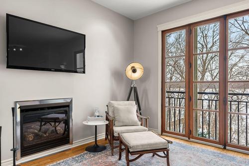 Salle familiale - 243 Rue Létourneau, Rigaud, QC - Indoor Photo Showing Living Room With Fireplace
