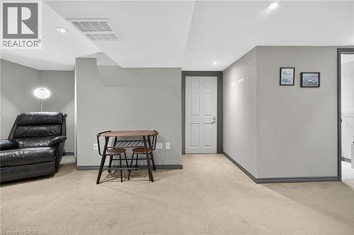 211 Birchcliffe Crescent, Hamilton, ON - Indoor Photo Showing Other Room