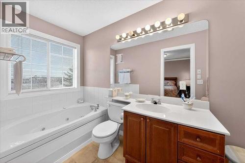 206 Cougarstone Circle Sw, Calgary, AB - Indoor Photo Showing Bathroom