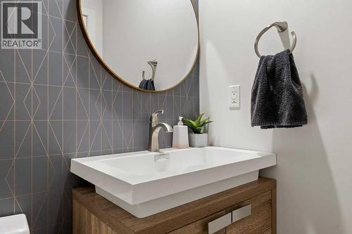 141 Lavender Link, Chestermere, AB - Indoor Photo Showing Bathroom