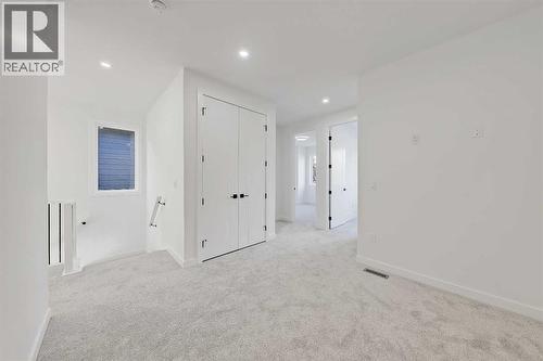 8136 47 Avenue Nw, Calgary, AB - Indoor Photo Showing Other Room