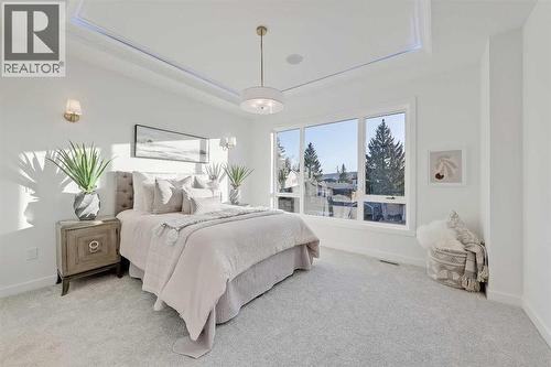 8136 47 Avenue Nw, Calgary, AB - Indoor Photo Showing Bedroom