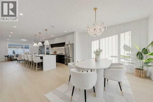 8136 47 Avenue Nw, Calgary, AB - Indoor Photo Showing Dining Room