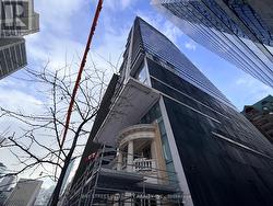 1209 - 426 UNIVERSITY AVENUE  Toronto, ON M5G 1S9