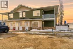 E8, 5300 Vista Trail  Blackfalds, AB T4M 0L8