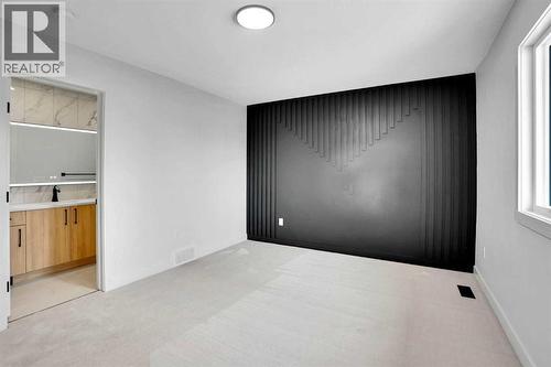 77 Ferncliff Crescent Se, Calgary, AB - Indoor Photo Showing Other Room