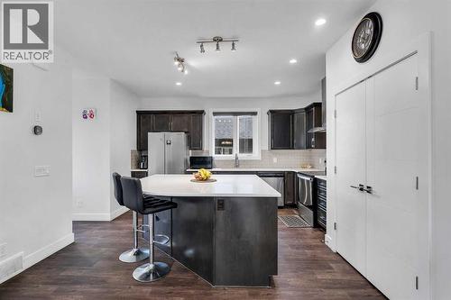 111 Cityside Road Ne, Calgary, AB - Indoor Photo Showing Kitchen With Upgraded Kitchen
