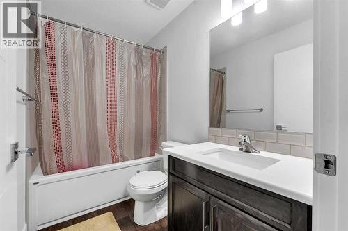 111 Cityside Road Ne, Calgary, AB - Indoor Photo Showing Bathroom