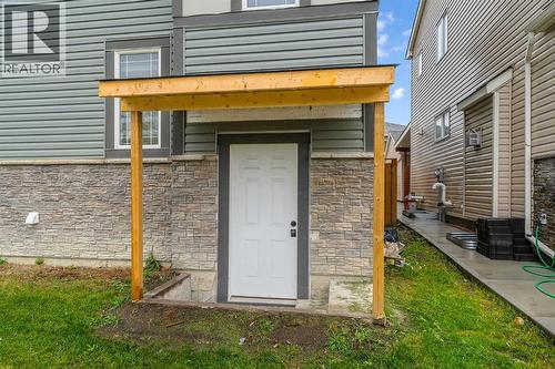 111 Cityside Road Ne, Calgary, AB - Outdoor