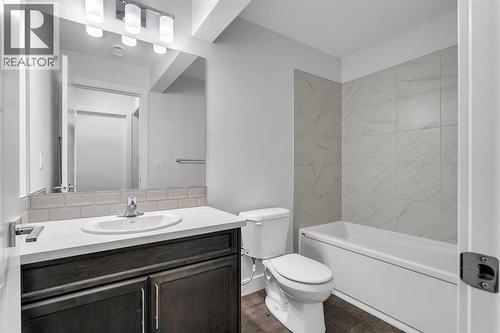 111 Cityside Road Ne, Calgary, AB - Indoor Photo Showing Bathroom