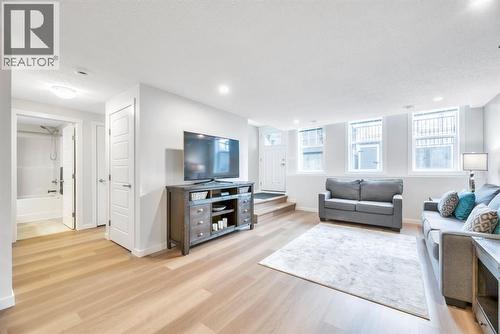 344 Cranbrook Square Se, Calgary, AB - Indoor Photo Showing Living Room