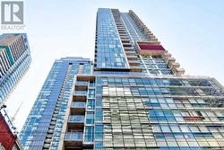 1704 - 375 KING STREET W  Toronto, ON M5V 1K5