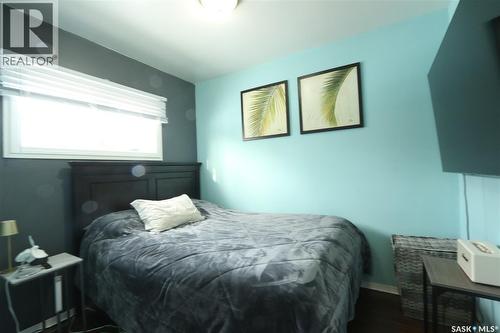 2305 Mcdonald Street, Regina, SK - Indoor Photo Showing Bedroom