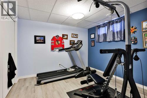 2, 135 Jerry Potts Boulevard W, Lethbridge, AB - Indoor Photo Showing Gym Room