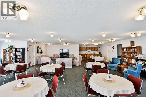 2, 135 Jerry Potts Boulevard W, Lethbridge, AB - Indoor Photo Showing Dining Room