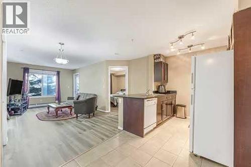 215, 355 Taralake Way Ne, Calgary, AB - Indoor