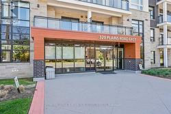 312 - 320 PLAINS ROAD E  Burlington, ON L7T 0C1