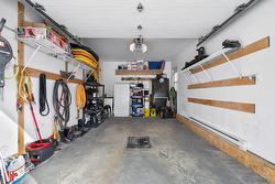 Garage - 