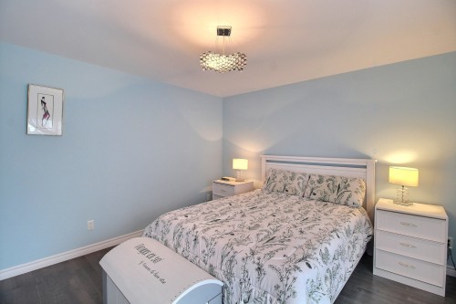 Chambre à coucher principale - 382 Rue Belmont, Val-D'Or, QC - Indoor Photo Showing Bedroom