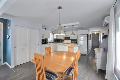 Cuisine - 382 Rue Belmont, Val-D'Or, QC - Indoor Photo Showing Dining Room