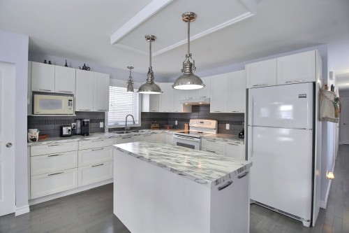 Cuisine - 382 Rue Belmont, Val-D'Or, QC - Indoor Photo Showing Kitchen