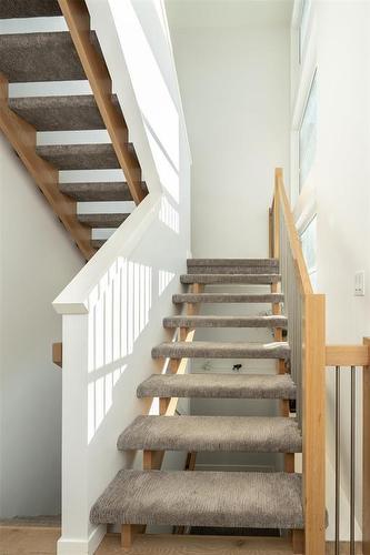 178 Willow Creek Road, Winnipeg, MB - Indoor Photo Showing Other Room