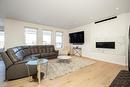 178 Willow Creek Road, Winnipeg, MB  - Indoor Photo Showing Living Room 