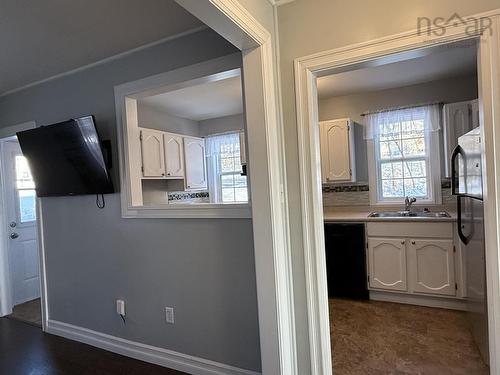 35 Aberdeen Avenue, New Glasgow, NS 