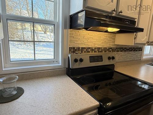 35 Aberdeen Avenue, New Glasgow, NS 