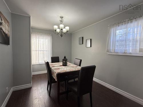 35 Aberdeen Avenue, New Glasgow, NS 