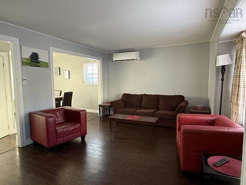 35 Aberdeen Avenue, New Glasgow, NS 