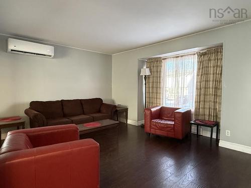 35 Aberdeen Avenue, New Glasgow, NS 