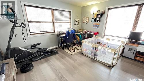 402 3Rd Avenue, Maple Creek, SK - Indoor Photo Showing Other Room