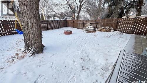 402 3Rd Avenue, Maple Creek, SK - Outdoor