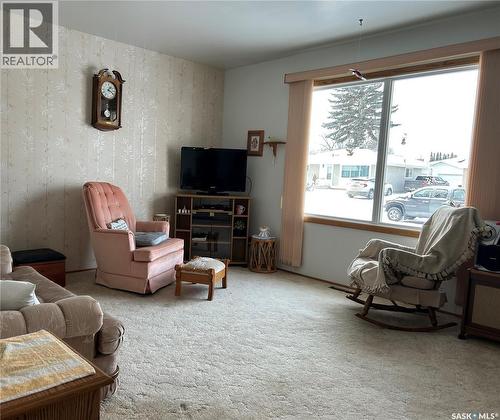 1187 Currie Crescent, Moose Jaw, SK - Indoor Photo Showing Living Room