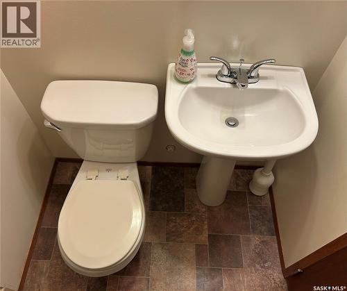 1187 Currie Crescent, Moose Jaw, SK - Indoor Photo Showing Bathroom
